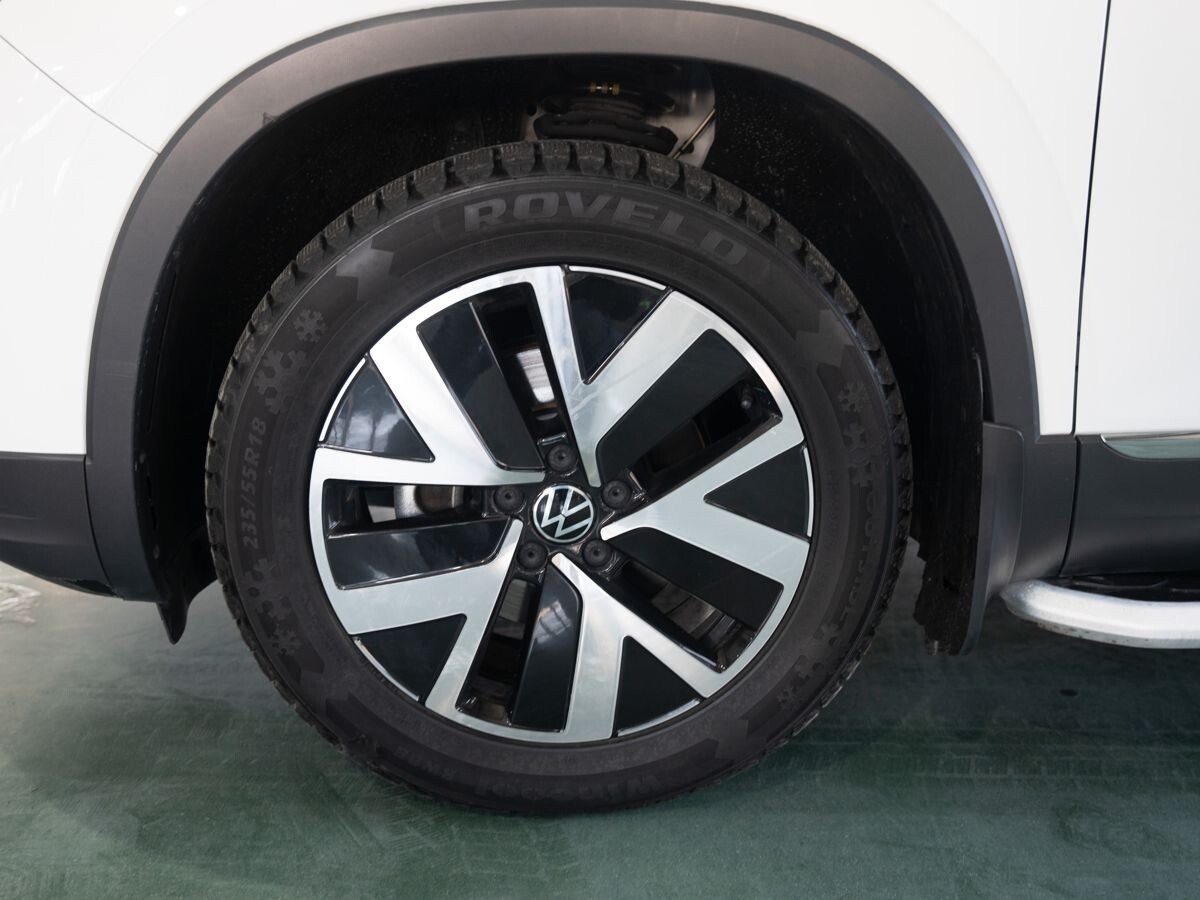 Volkswagen Tayron 2022 - фото автомобиля