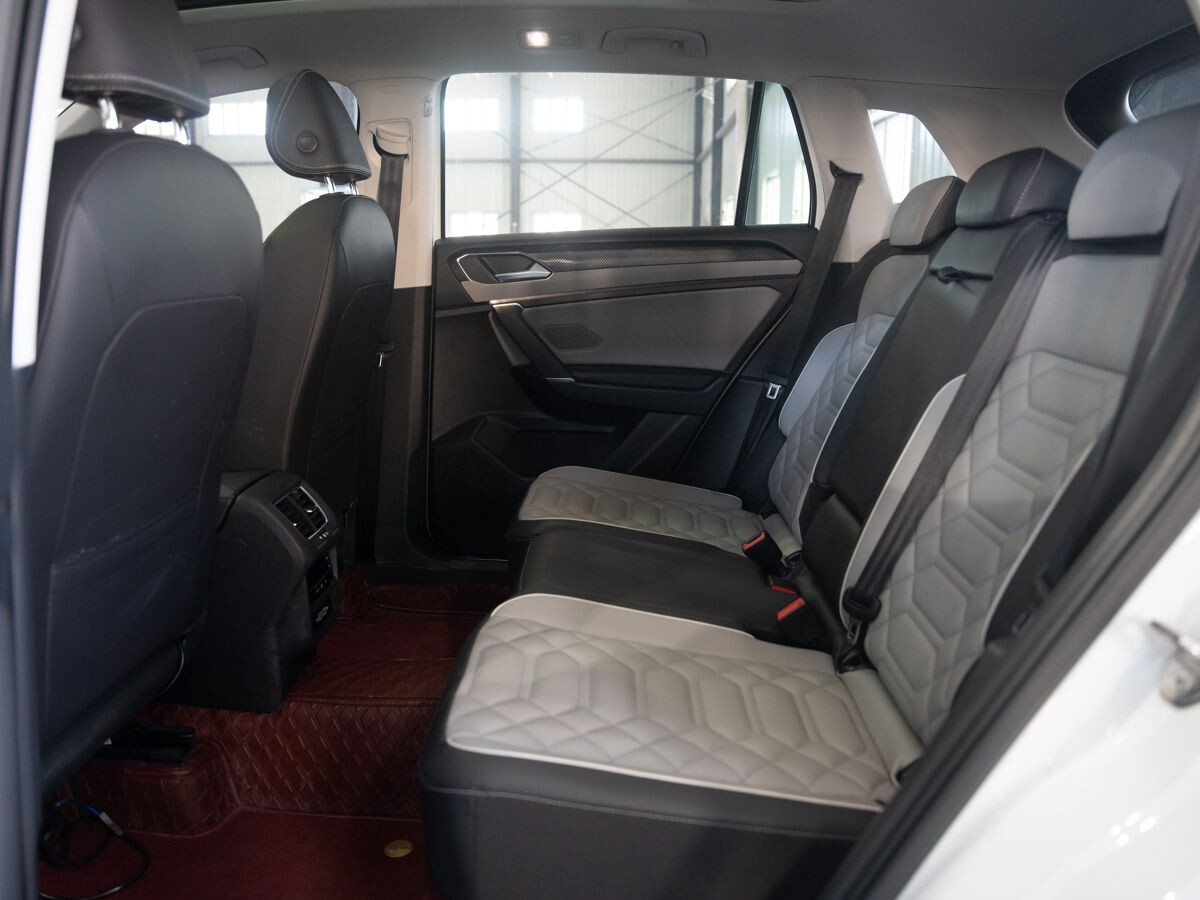 Volkswagen Tayron 2022 - фото автомобиля