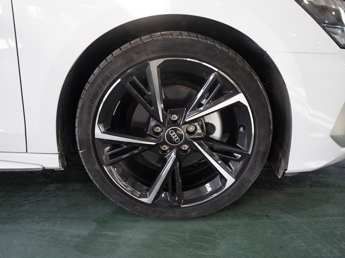 Audi A3 2022 - фото автомобиля