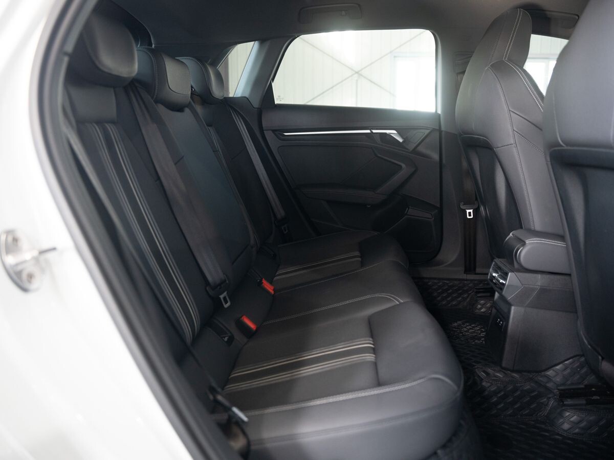 Audi A3 2022 - фото автомобиля