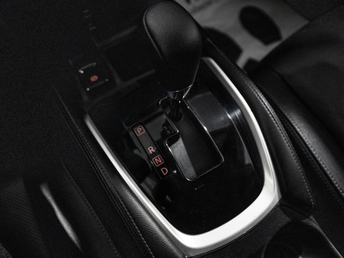 Nissan X-Trail 2017 - фото автомобиля