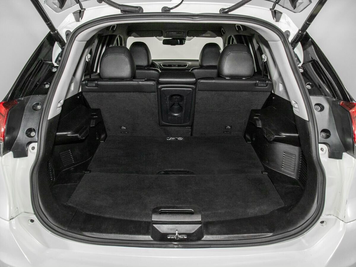 Nissan X-Trail 2017 - фото автомобиля