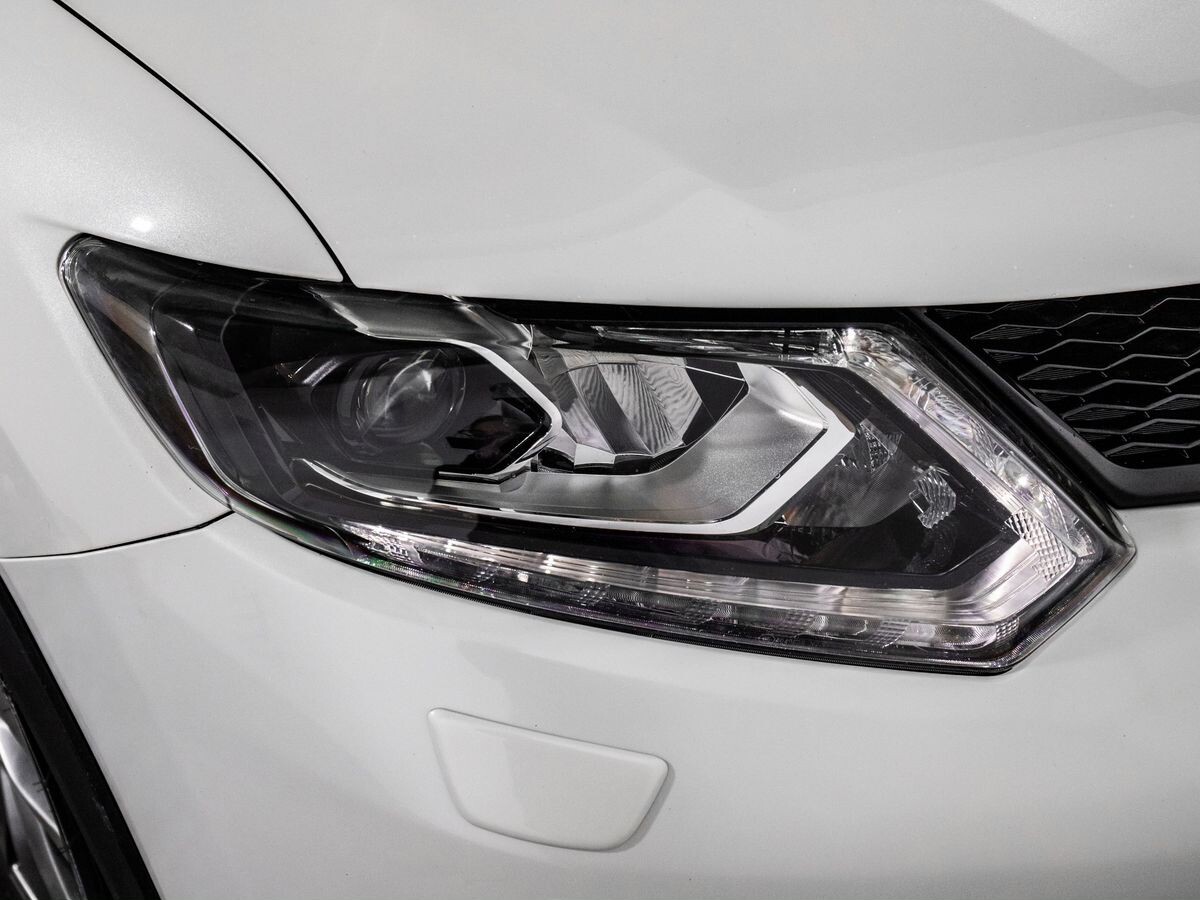 Nissan X-Trail 2017 - фото автомобиля