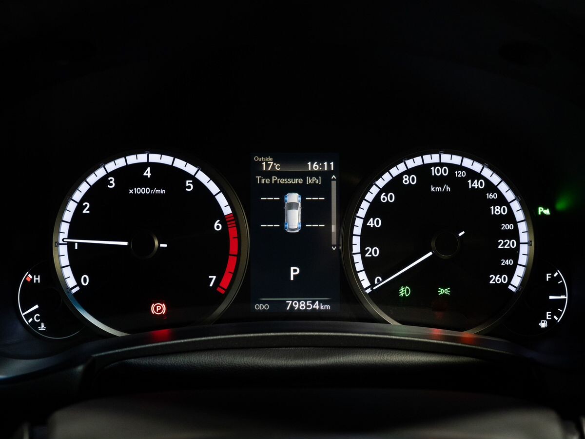 Lexus NX 2018 - фото автомобиля