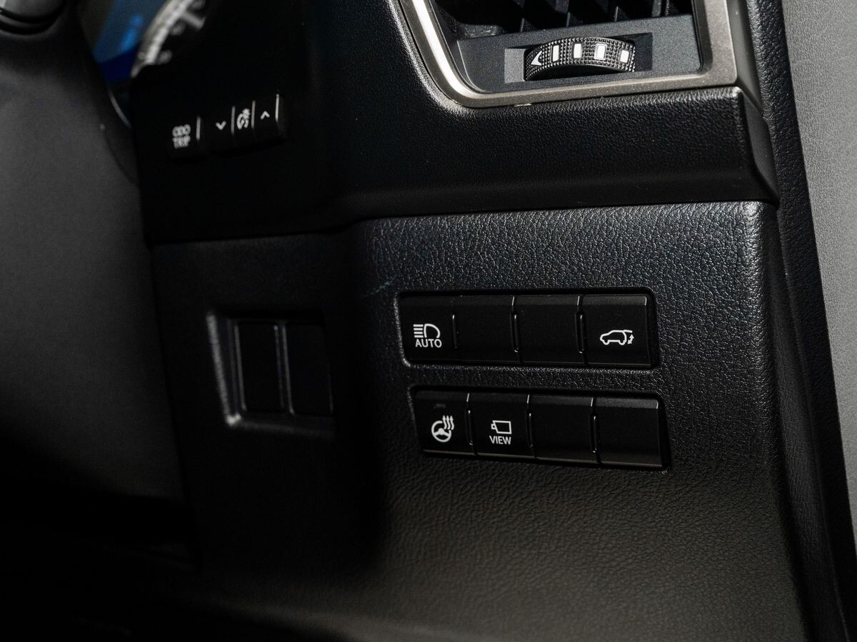 Lexus NX 2018 - фото автомобиля