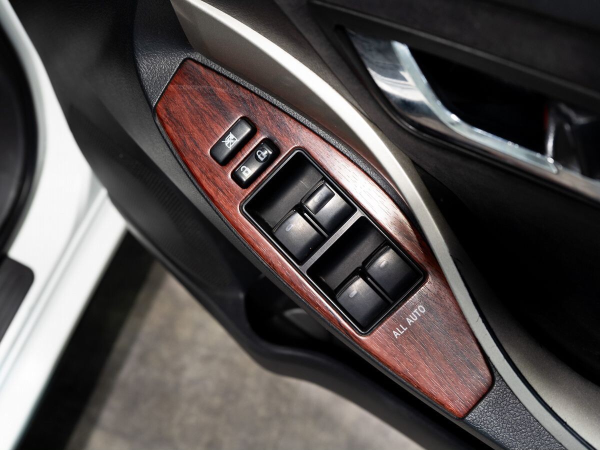 Toyota Allion 2012 - фото автомобиля