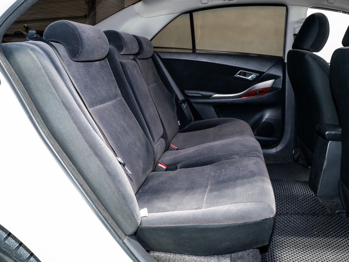 Toyota Allion 2012 - фото автомобиля