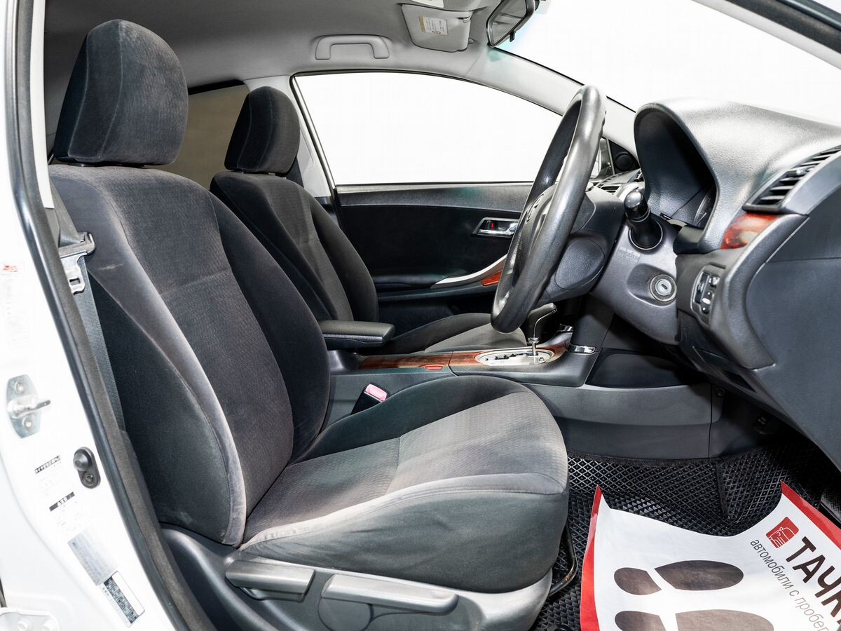 Toyota Allion 2012 - фото автомобиля