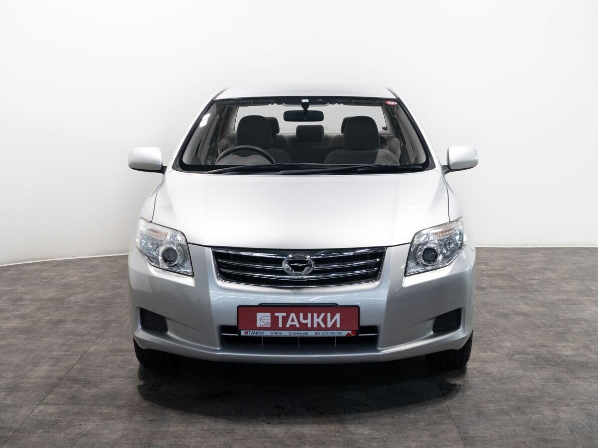 Toyota Corolla 2012 - фото автомобиля