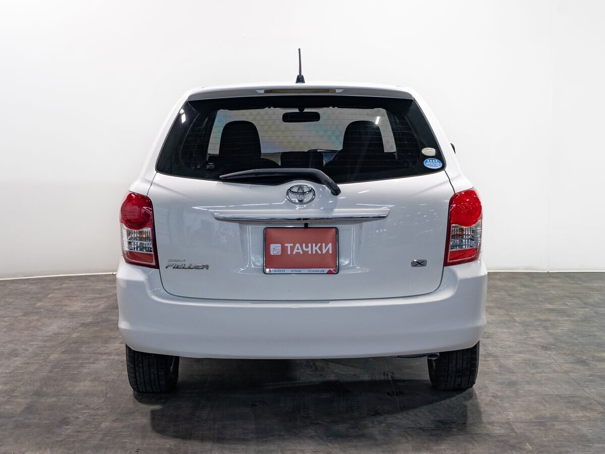 Toyota Corolla 2011 - фото автомобиля