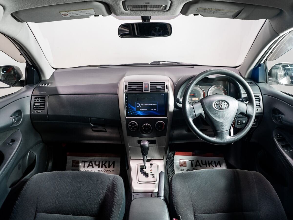 Toyota Corolla 2011 - фото автомобиля