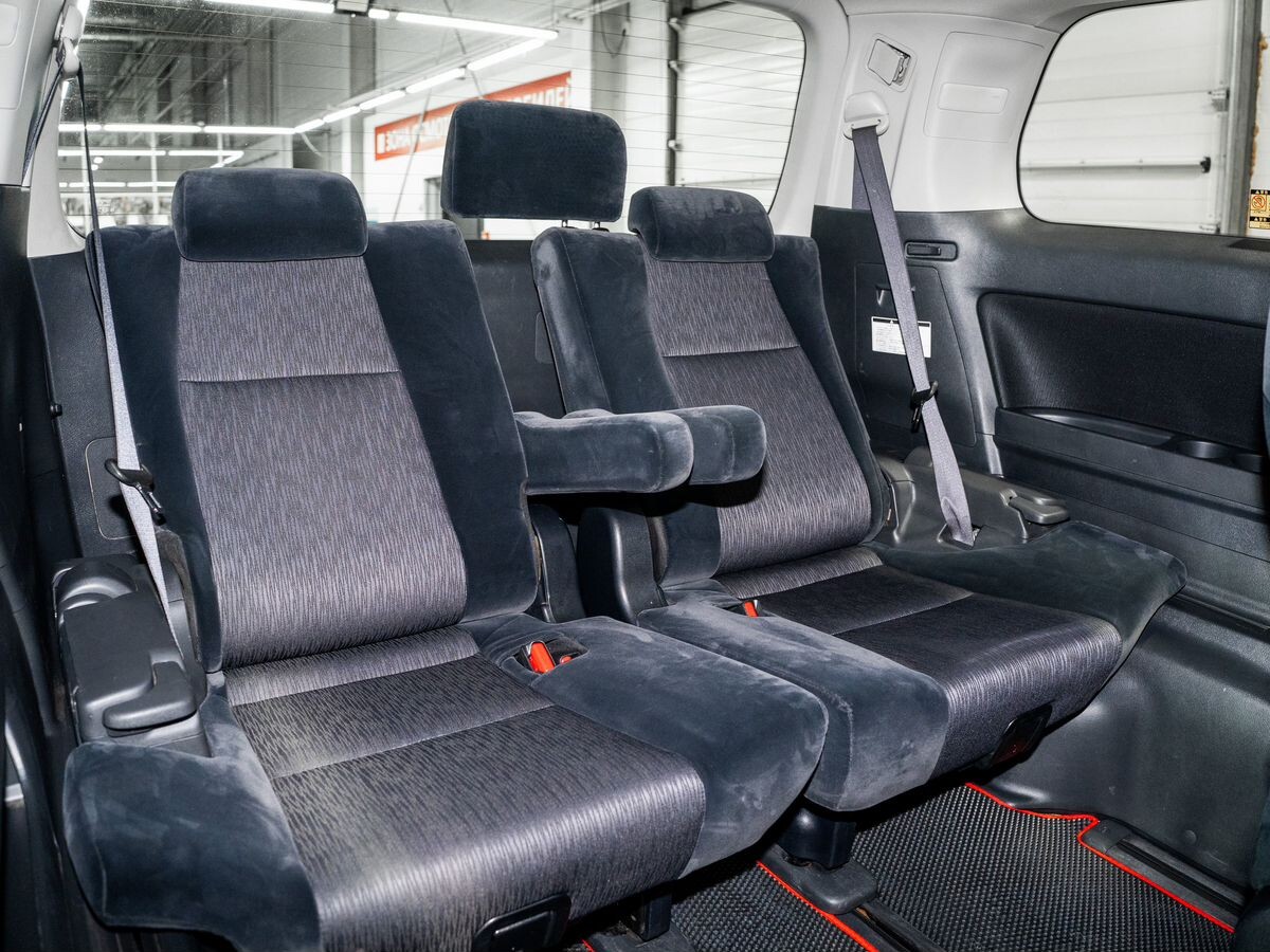 Toyota Alphard 2010 - фото автомобиля