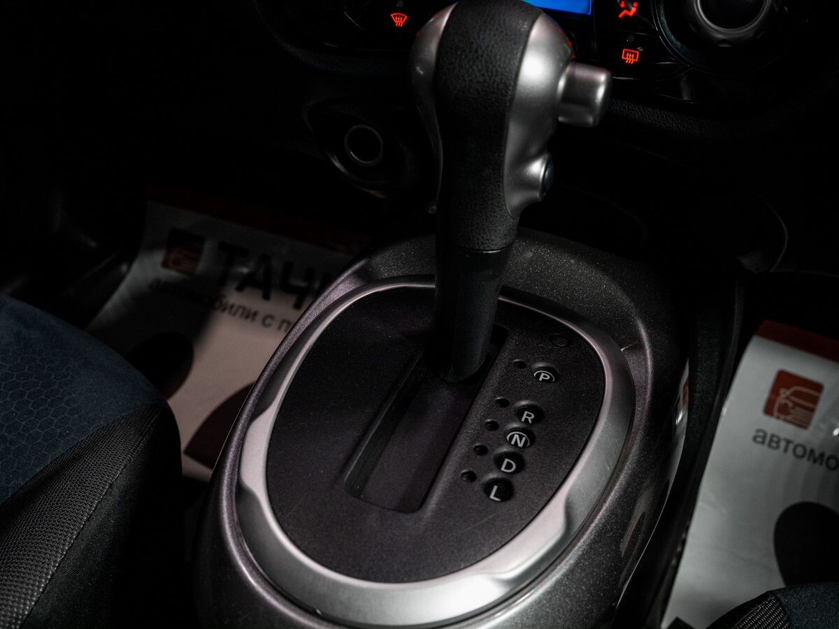 Nissan Juke 2015 - фото автомобиля