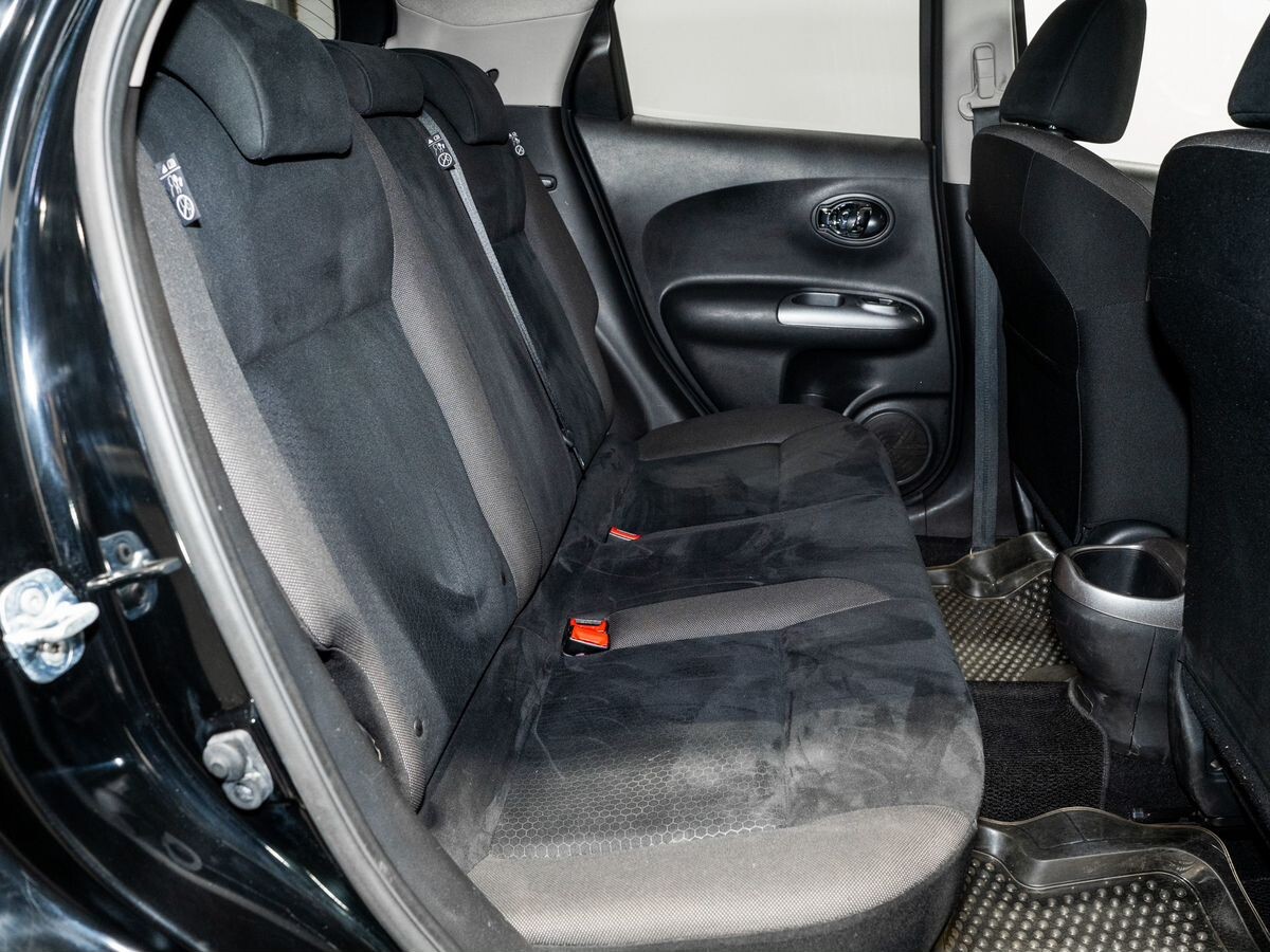 Nissan Juke 2015 - фото автомобиля