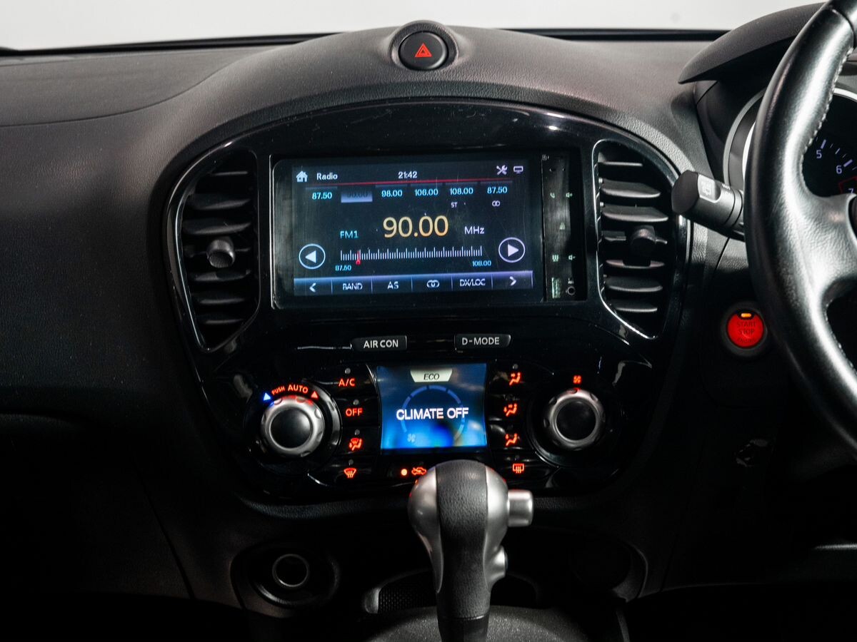 Nissan Juke 2015 - фото автомобиля