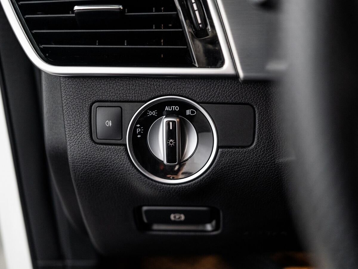 Mercedes-Benz GLE Coupe 2017 - фото автомобиля