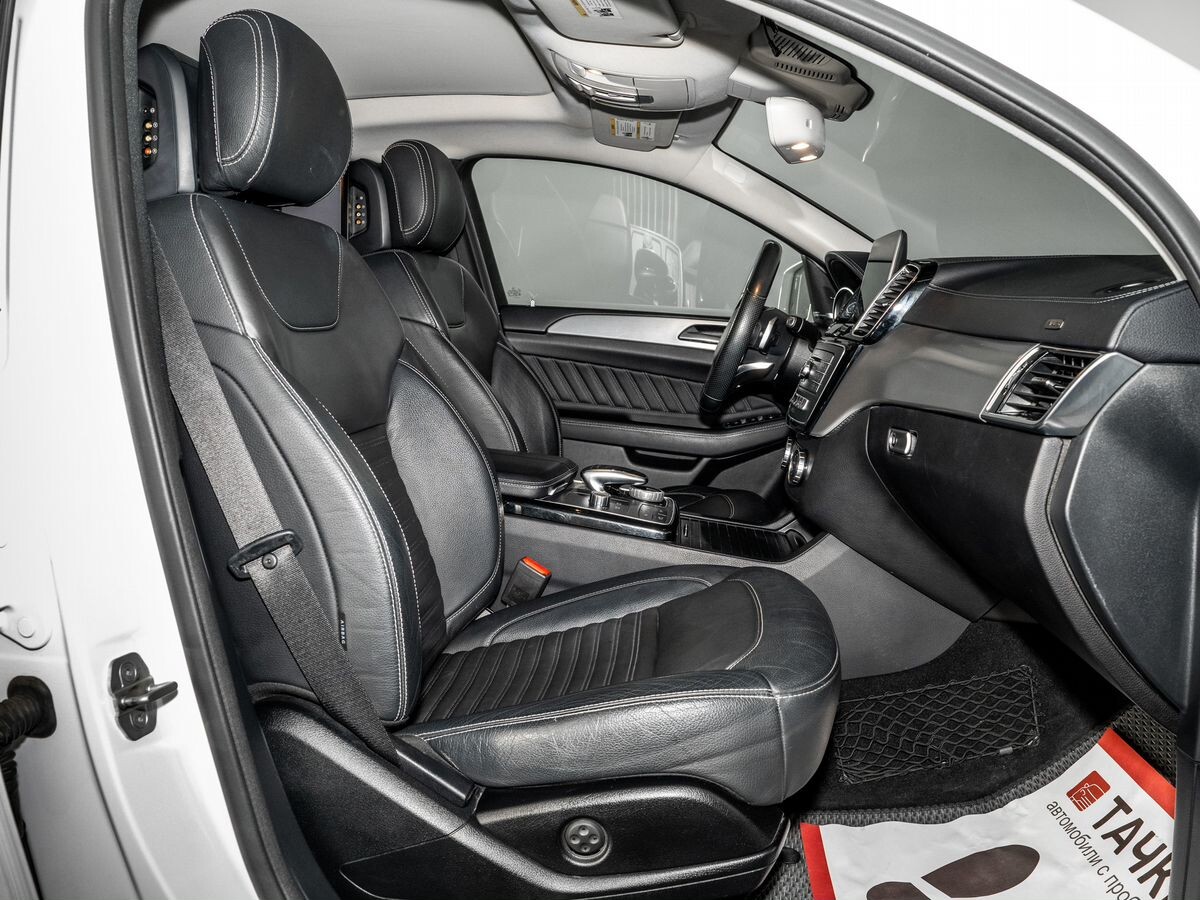 Mercedes-Benz GLE Coupe 2017 - фото автомобиля