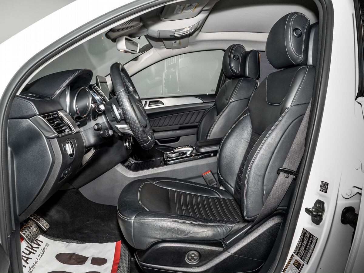 Mercedes-Benz GLE Coupe 2017 - фото автомобиля