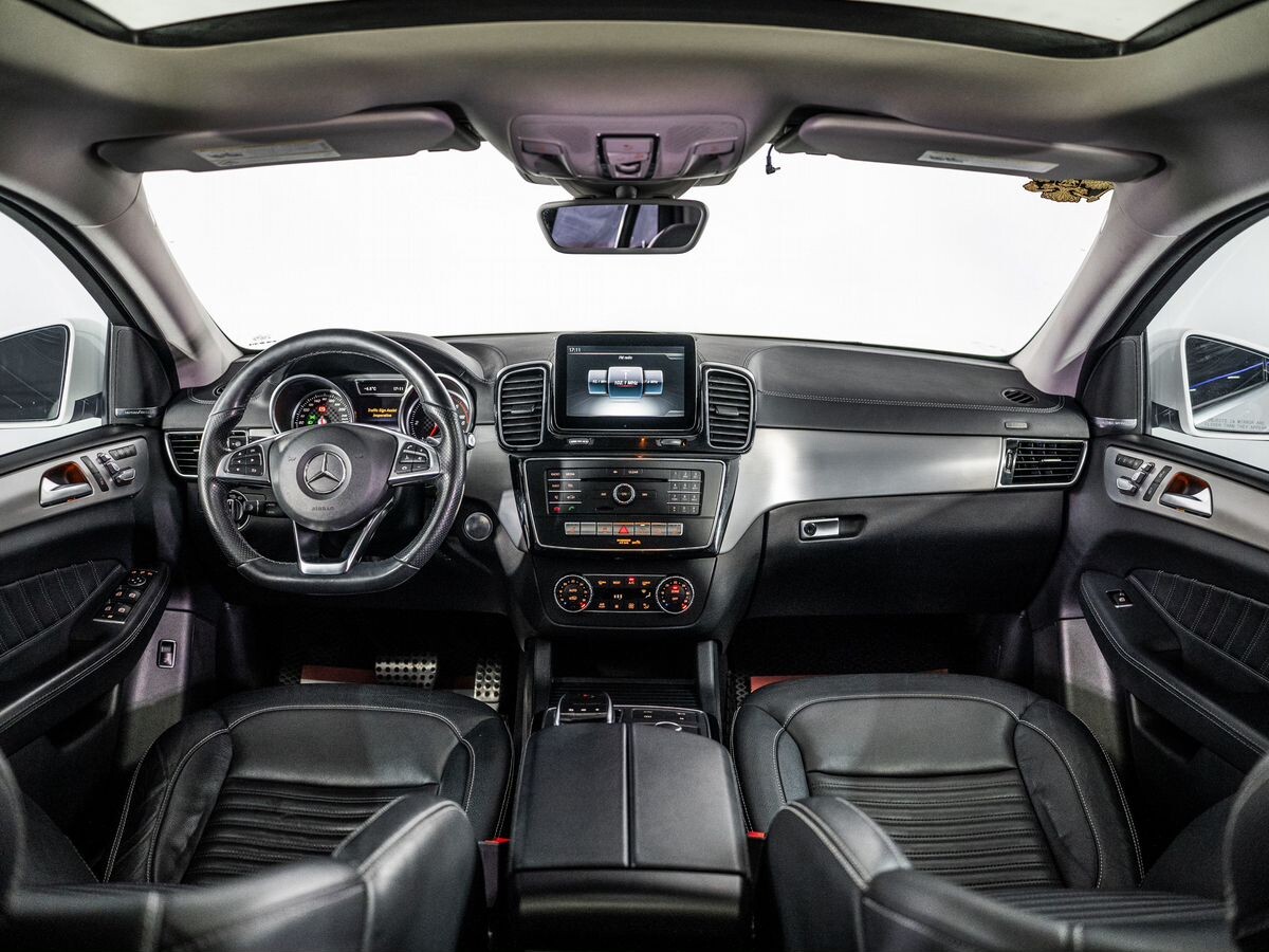 Mercedes-Benz GLE Coupe 2017 - фото автомобиля