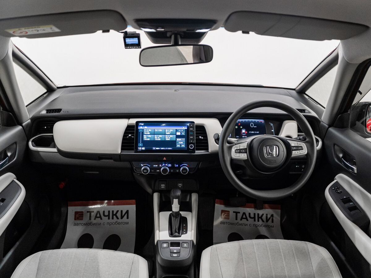 Honda Fit 2021 - фото автомобиля