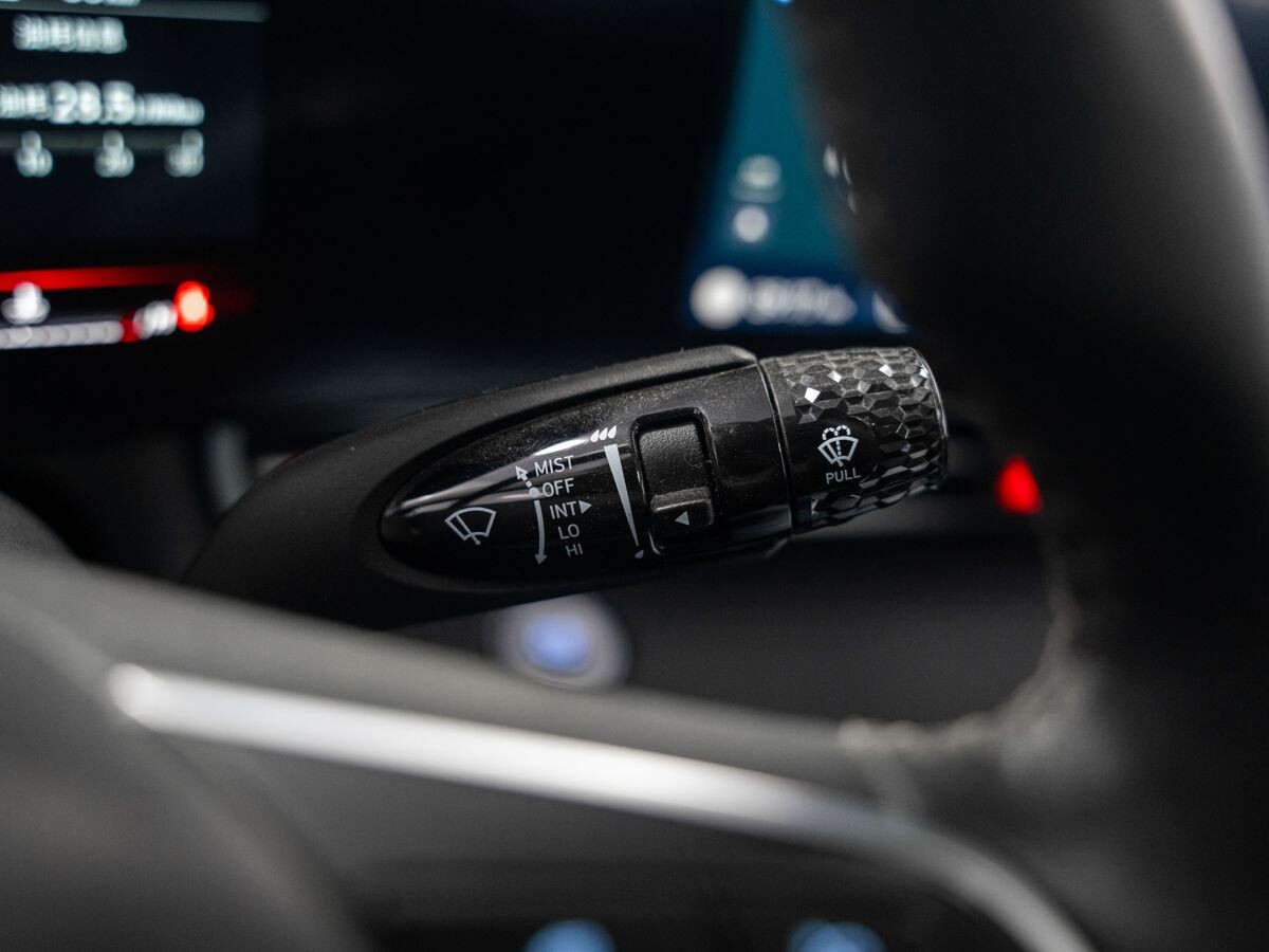 Hyundai Elantra 2022 - фото автомобиля