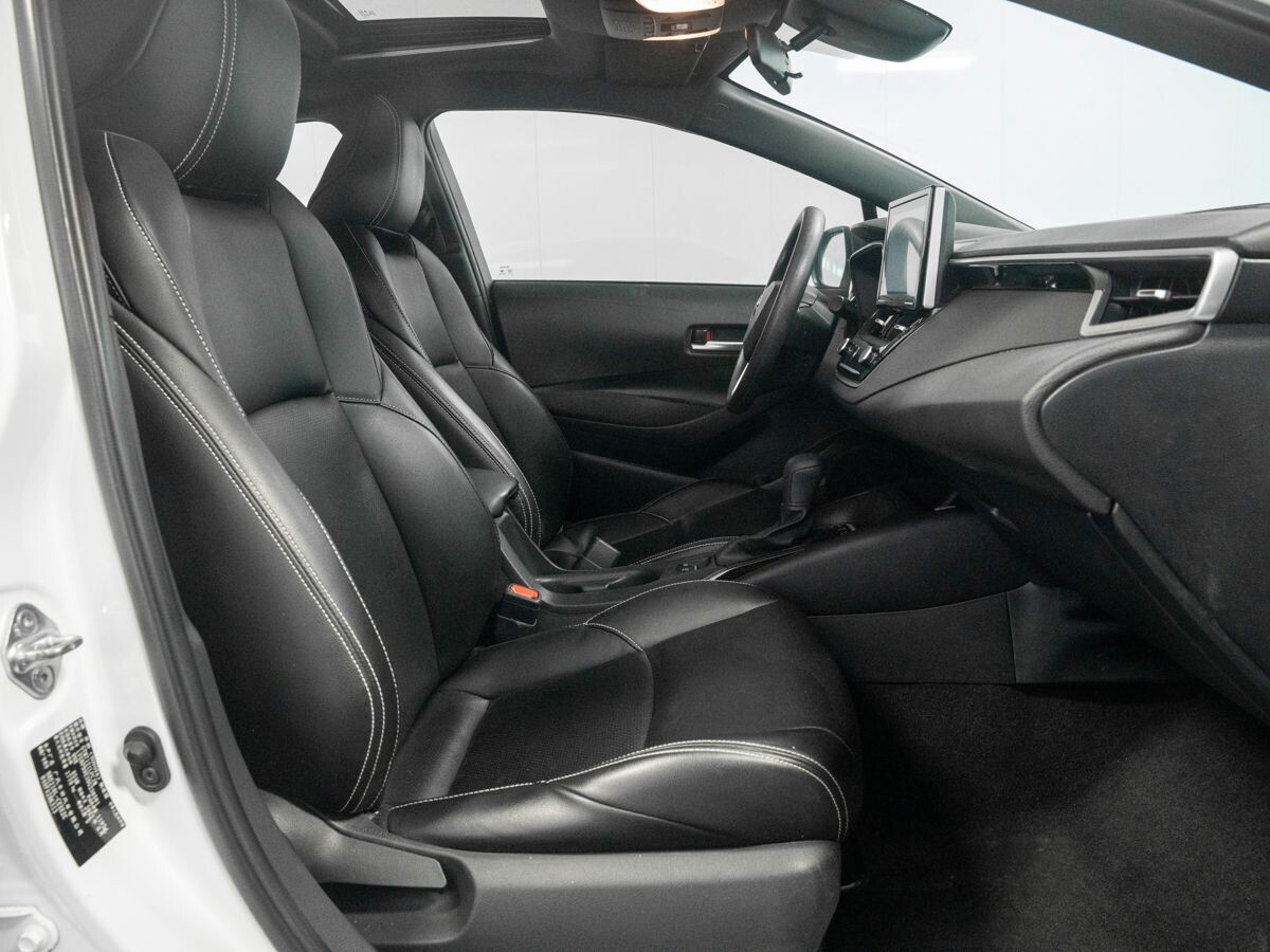 Toyota Levin 2022 - фото автомобиля