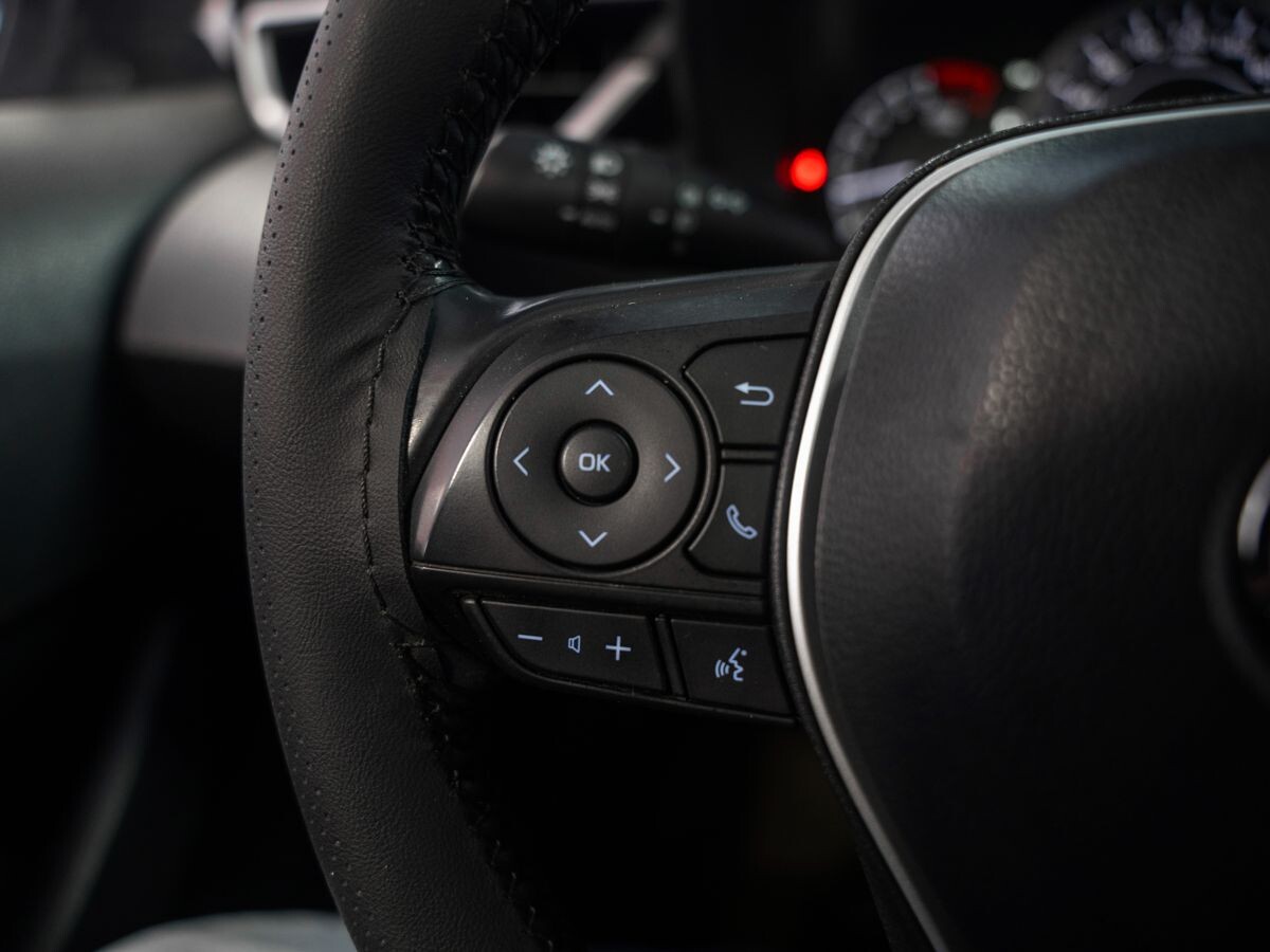 Toyota Corolla 2021 - фото автомобиля