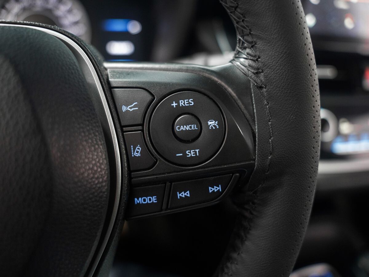 Toyota Corolla 2021 - фото автомобиля