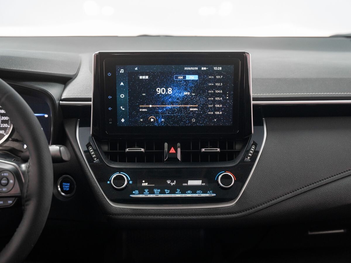 Toyota Corolla 2021 - фото автомобиля