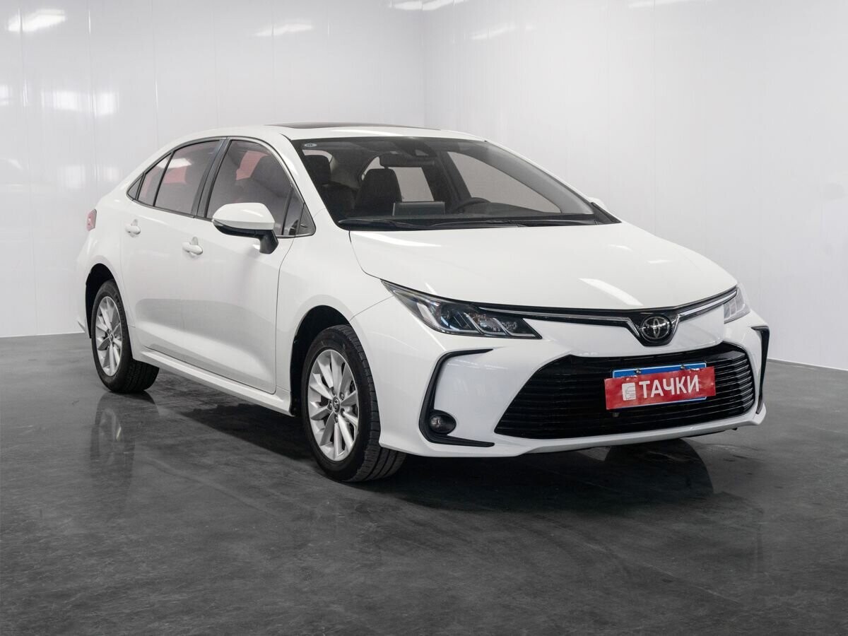 Toyota Corolla 2021 - фото автомобиля