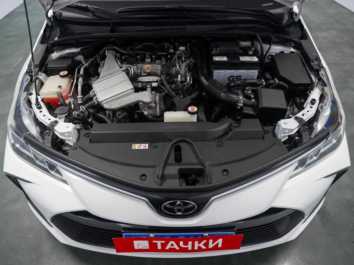 Toyota Corolla 2021 - фото автомобиля