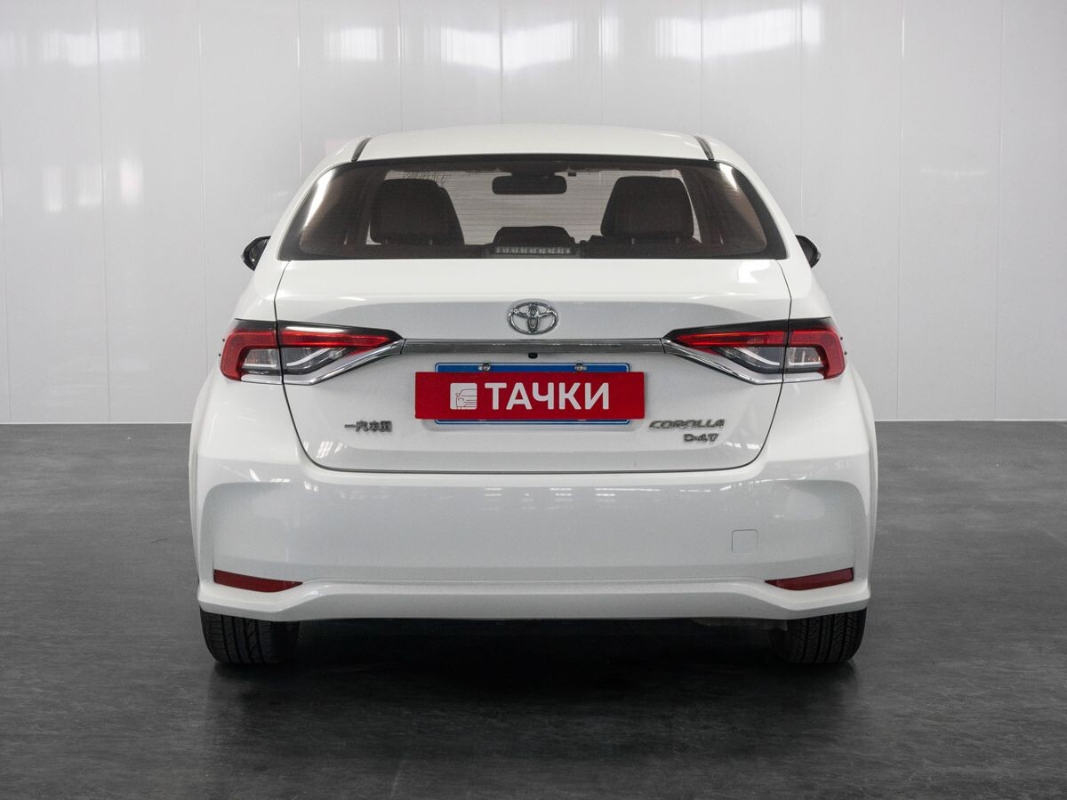 Toyota Corolla 2021 - фото автомобиля