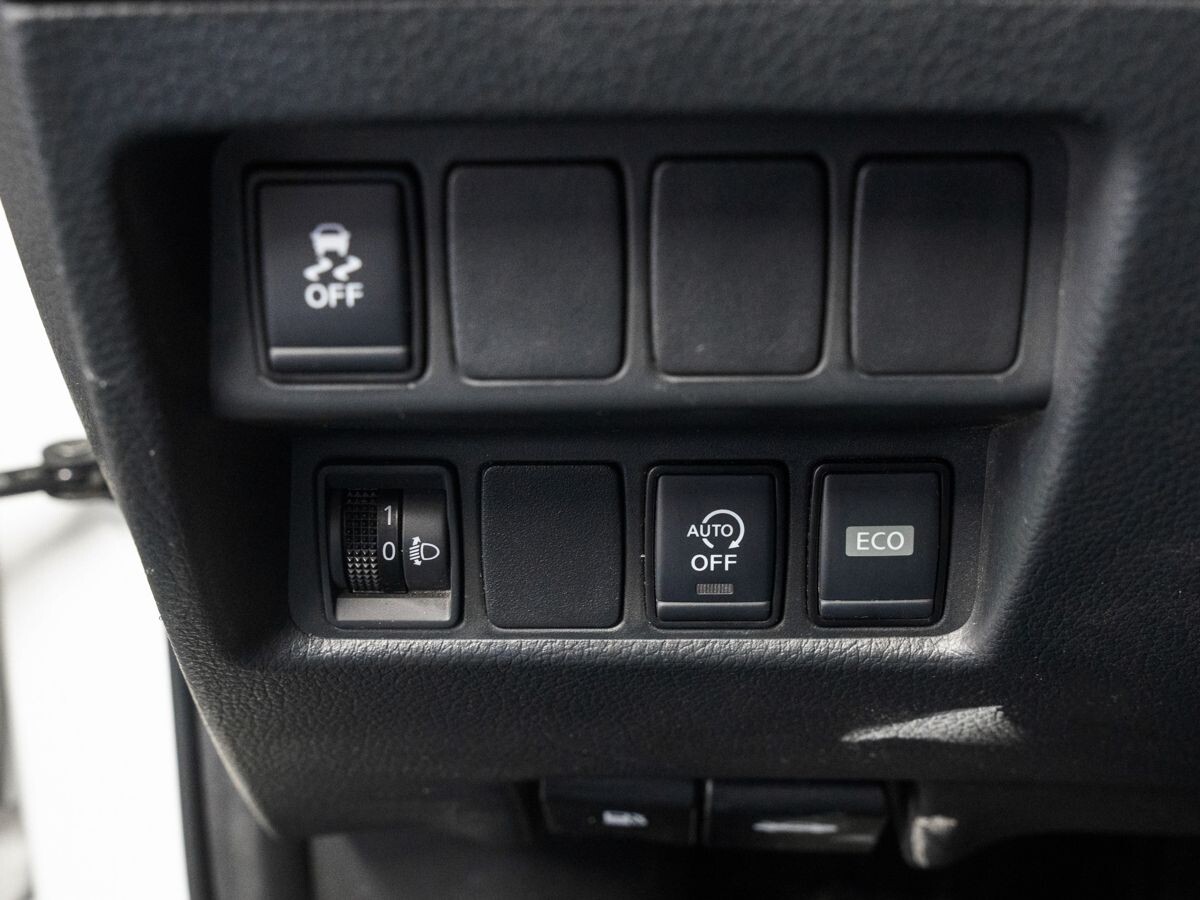 Nissan X-Trail 2021 - фото автомобиля