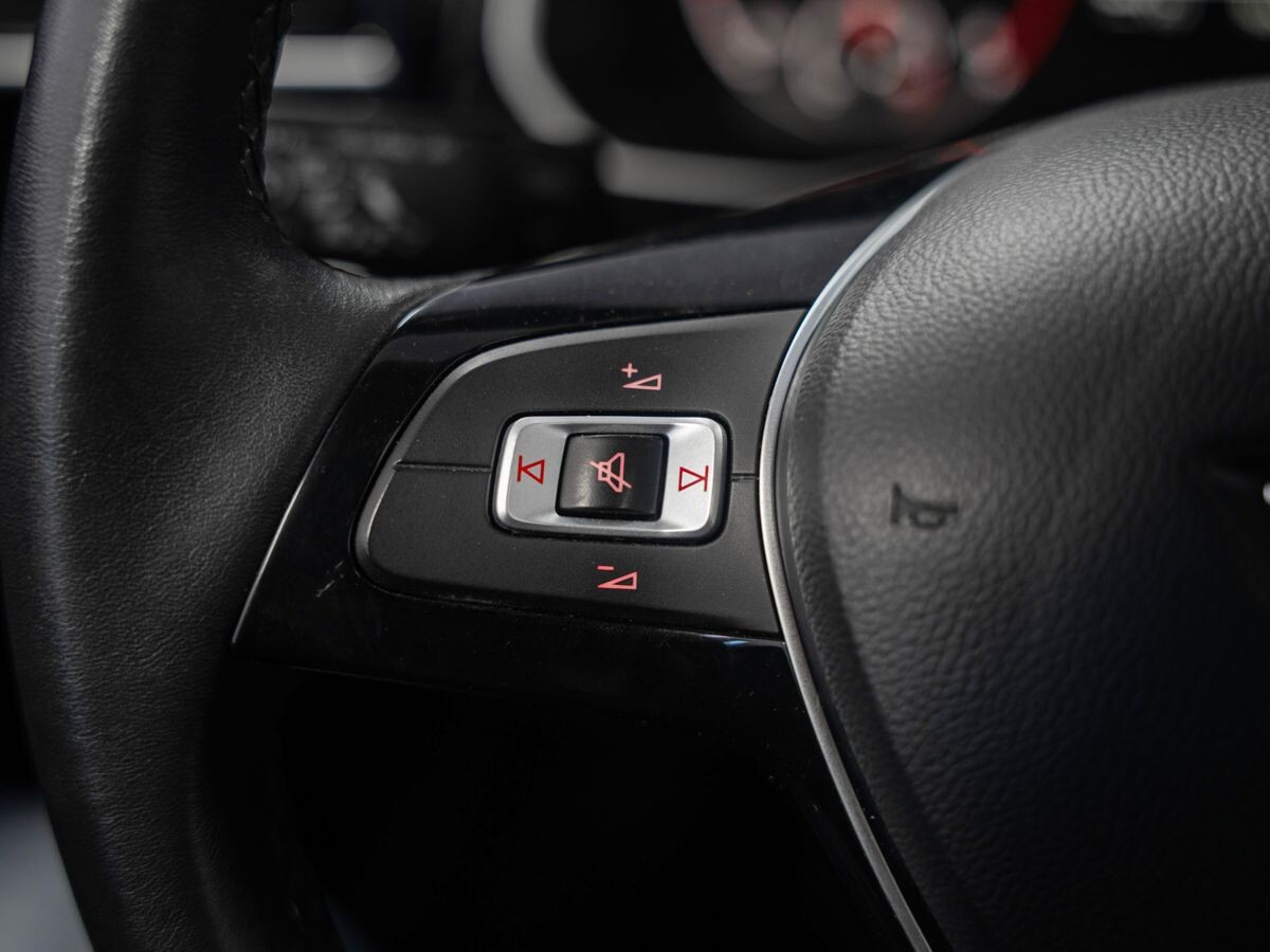 Jetta VS7 2021 - фото автомобиля