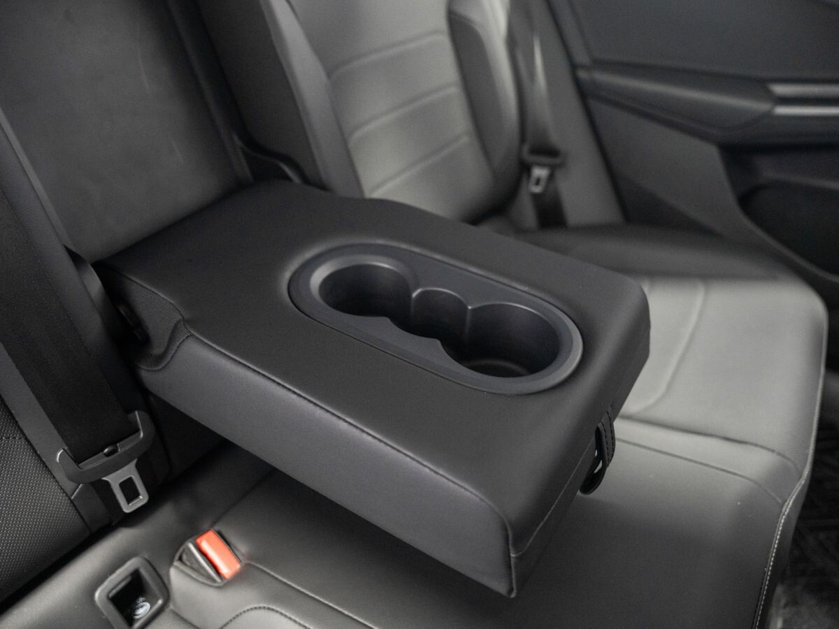 Jetta VS7 2021 - фото автомобиля