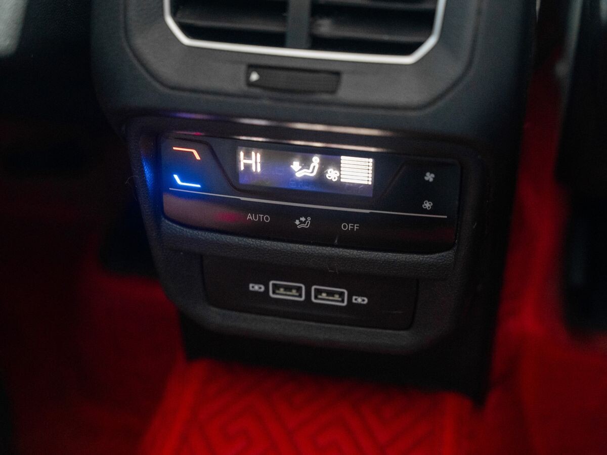 Volkswagen Tayron 2021 - фото автомобиля