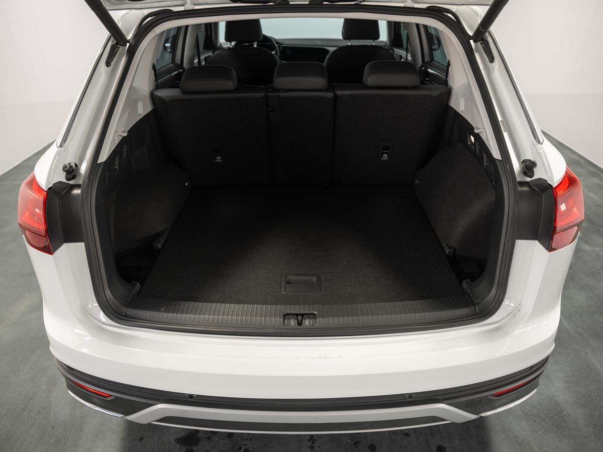 Volkswagen Tayron 2021 - фото автомобиля