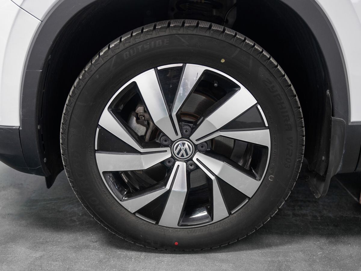 Volkswagen Tayron 2021 - фото автомобиля