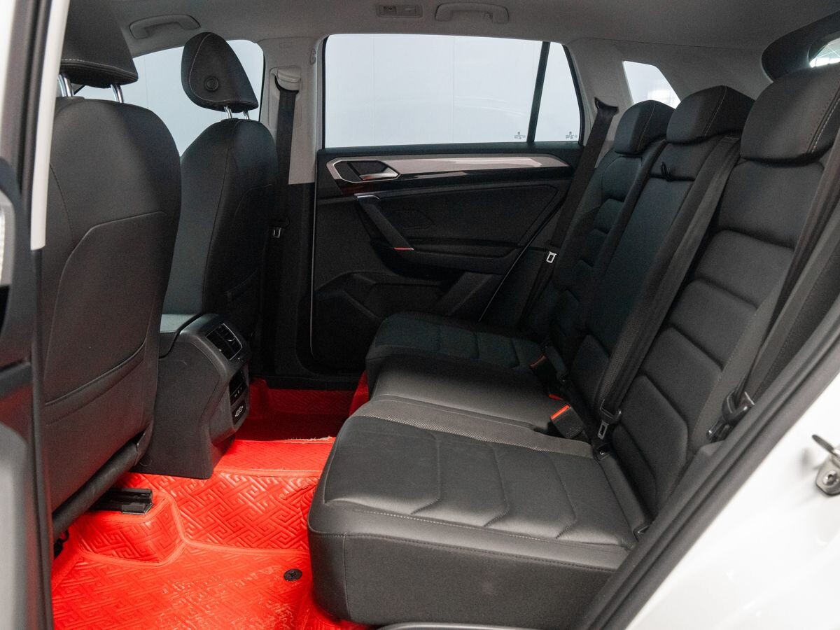 Volkswagen Tayron 2021 - фото автомобиля