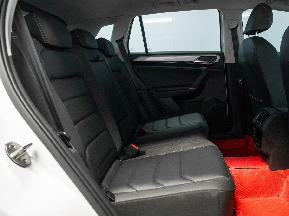 Volkswagen Tayron 2021 - фото автомобиля