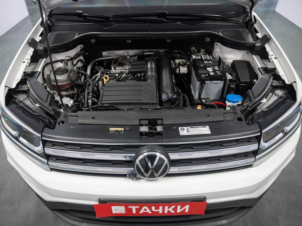 Volkswagen Tharu 2021 - фото автомобиля