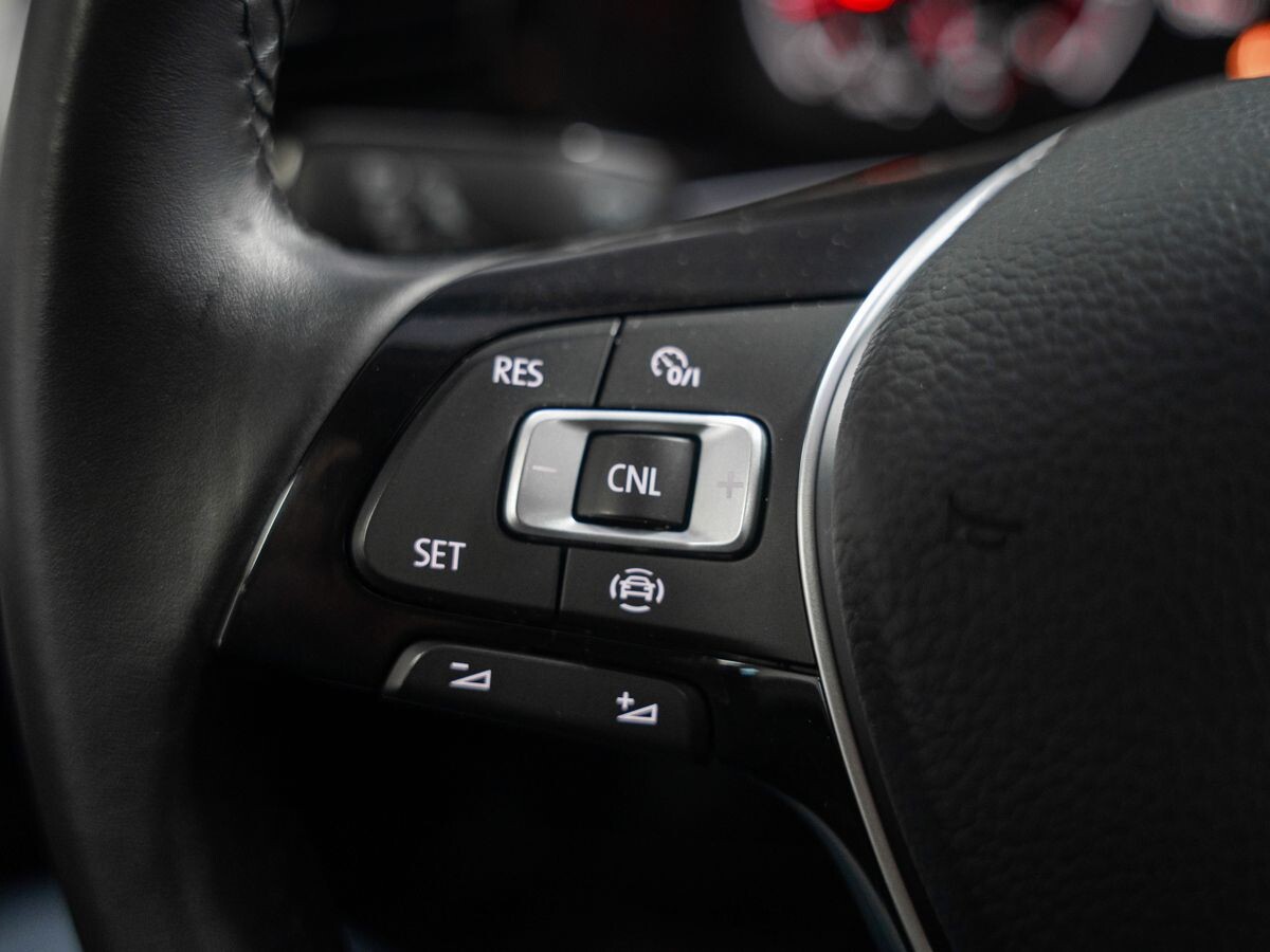 Volkswagen Tayron 2022 - фото автомобиля