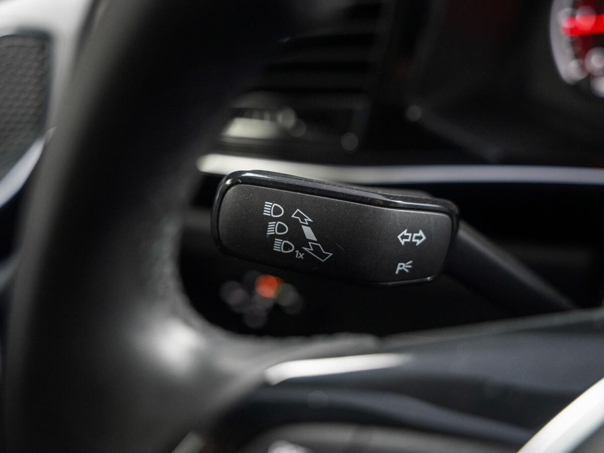 Volkswagen Tayron 2022 - фото автомобиля