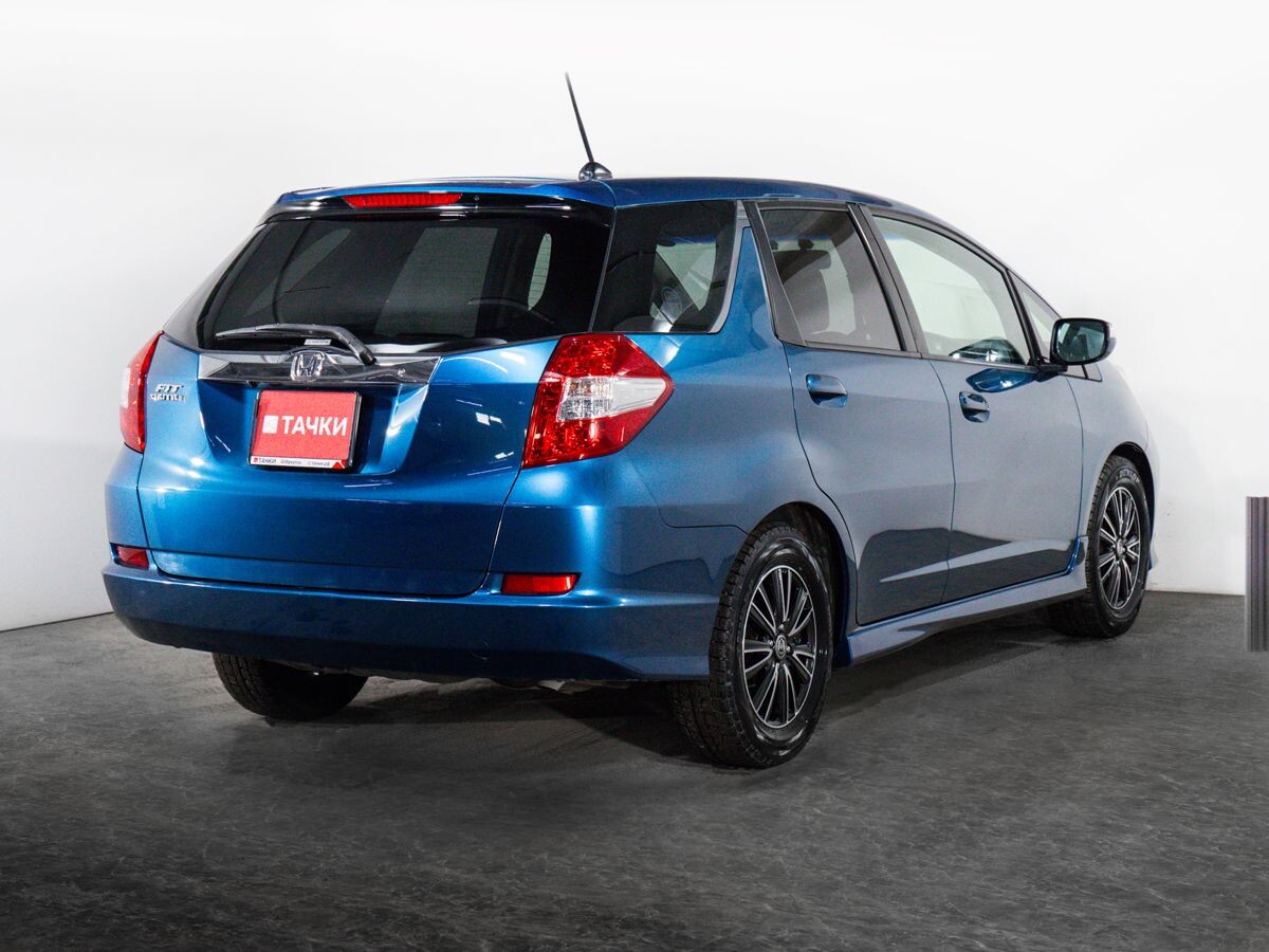 Honda Fit Shuttle 2011 - фото автомобиля