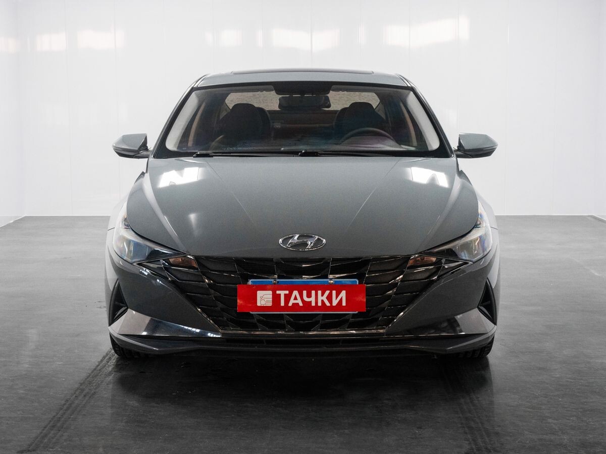 Hyundai Elantra 2021 - фото автомобиля