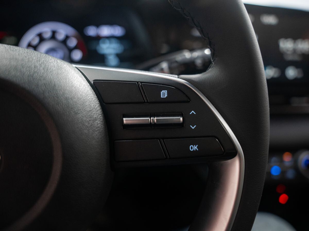 Hyundai Elantra 2021 - фото автомобиля