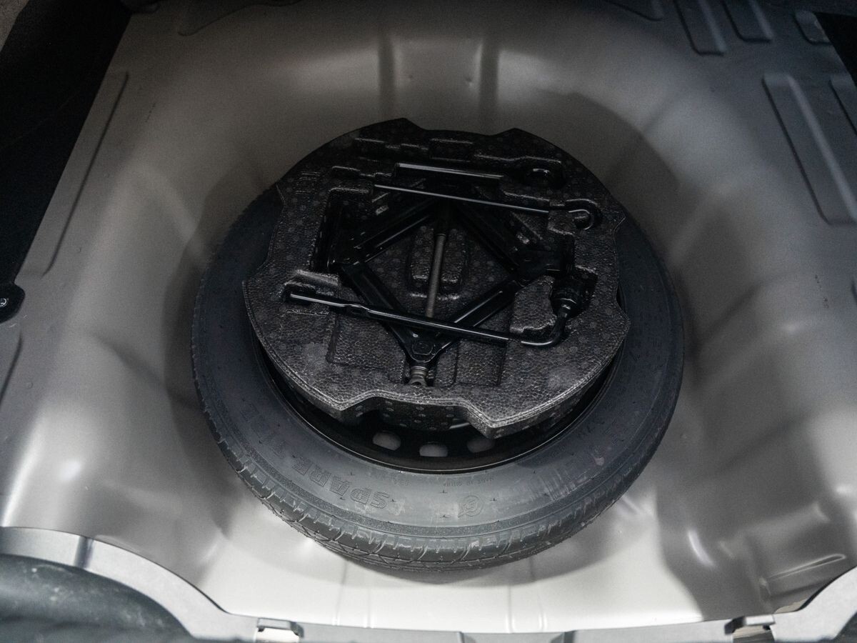 Hyundai Elantra 2021 - фото автомобиля