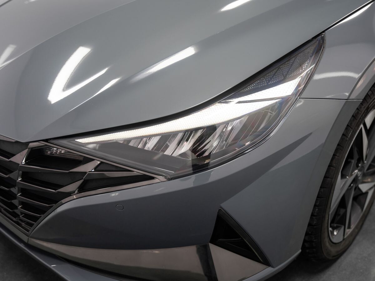 Hyundai Elantra 2021 - фото автомобиля