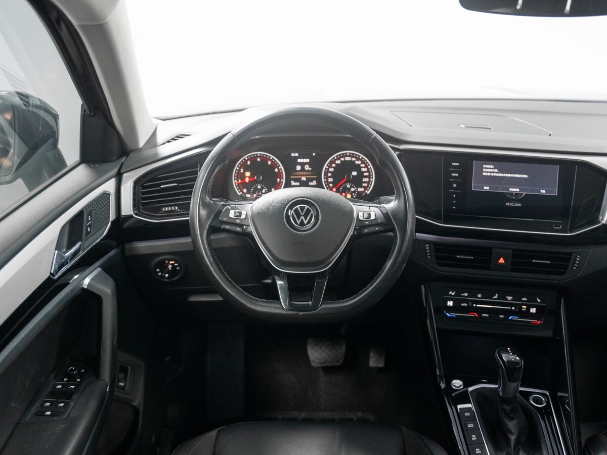 Volkswagen Tayron 2022 - фото автомобиля