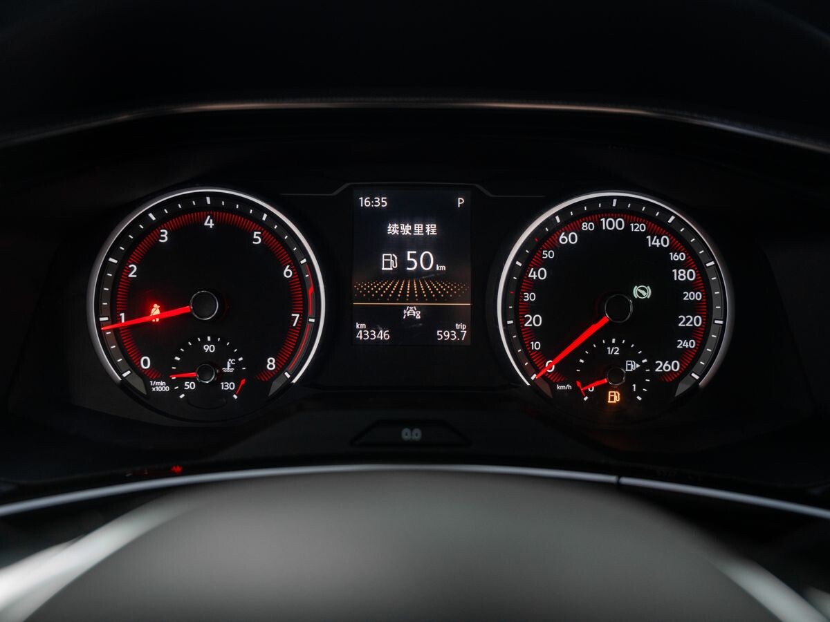 Volkswagen Tayron 2022 - фото автомобиля